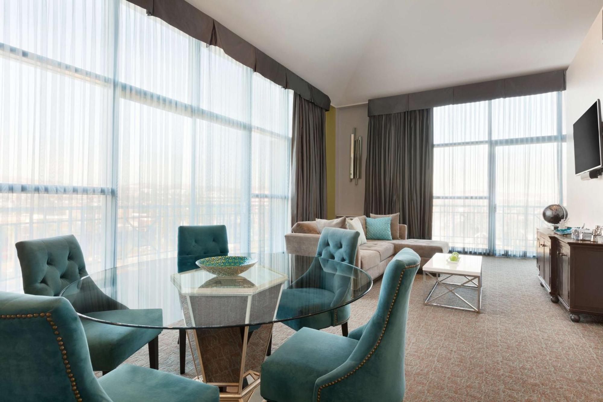 Embassy Suites By Hilton Brea - North Orange County Экстерьер фото