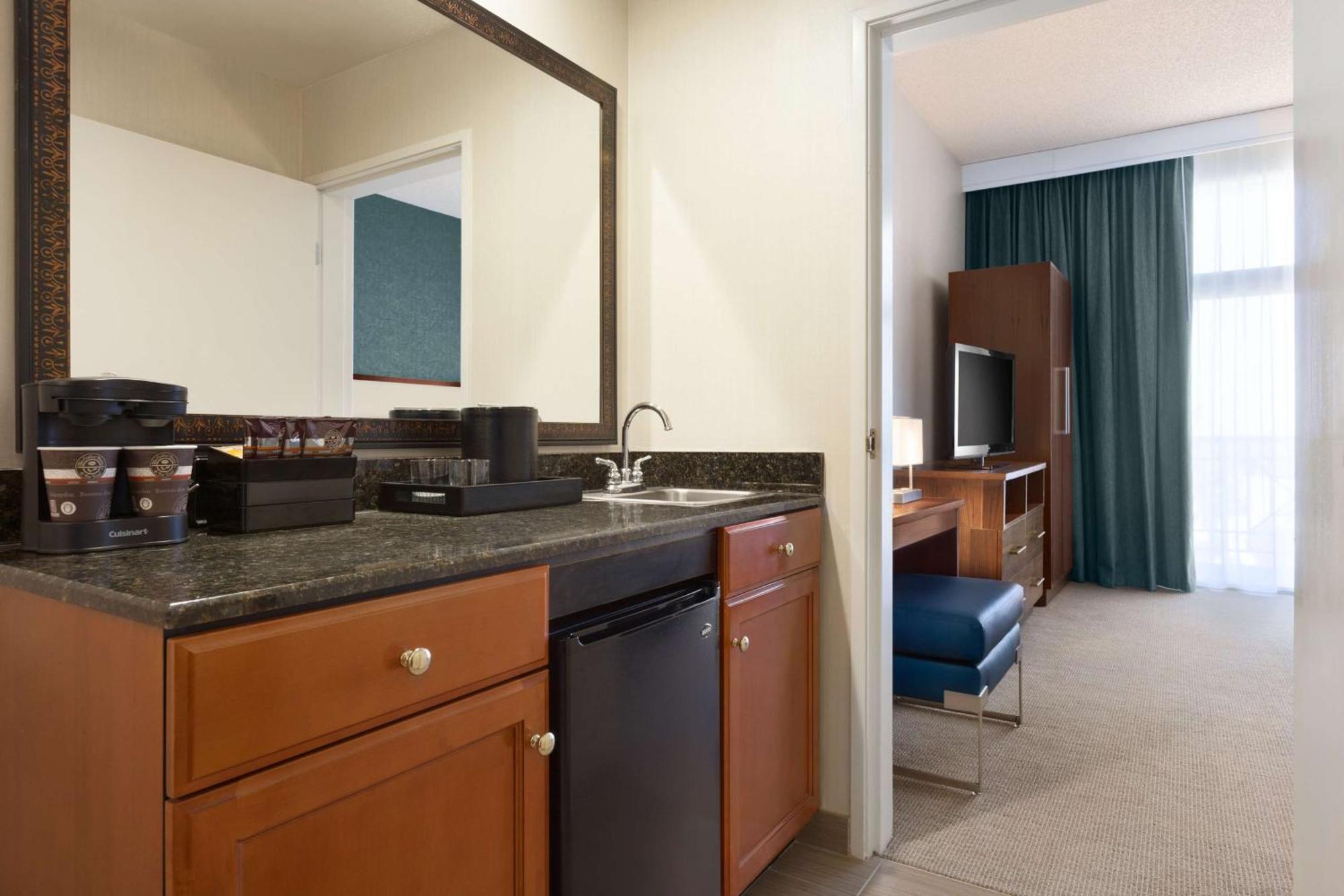 Embassy Suites By Hilton Brea - North Orange County Экстерьер фото