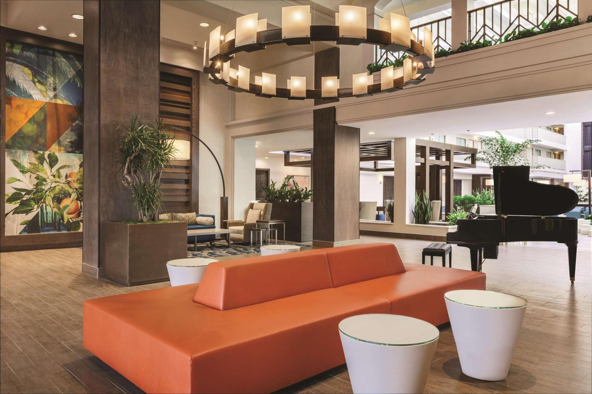 Embassy Suites By Hilton Brea - North Orange County Экстерьер фото