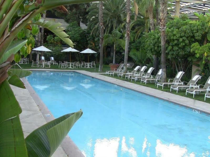Embassy Suites By Hilton Brea - North Orange County Экстерьер фото